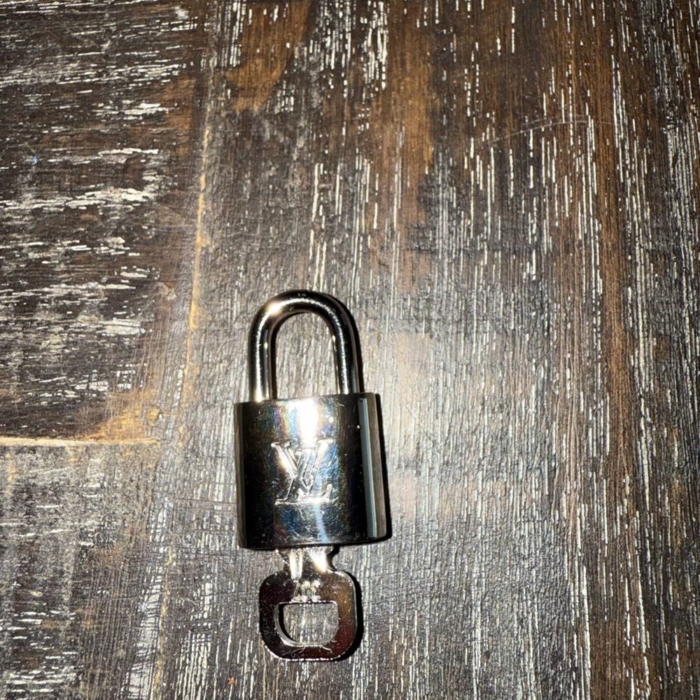 - LV Silver Lock and Key #307